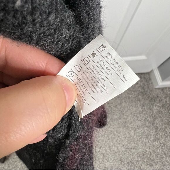 Sz S VINCE Mid-length Gray Burgundy Wool Cashmere Cardigan Sweater $425 MSRP - Picture 14 of 14